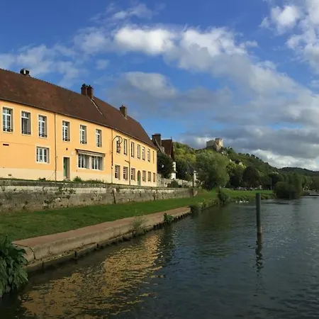 La Chaine D'or Hotel Les Andelys