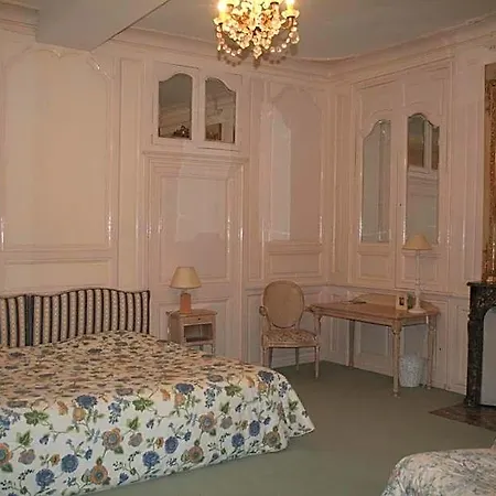La Chaine D'or 3* Лез-Андели