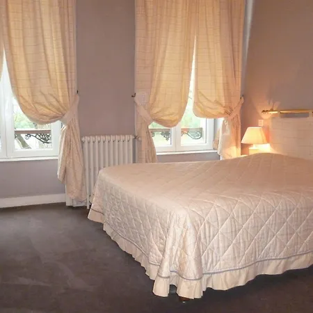 La Chaine D'or 3* Лез-Андели