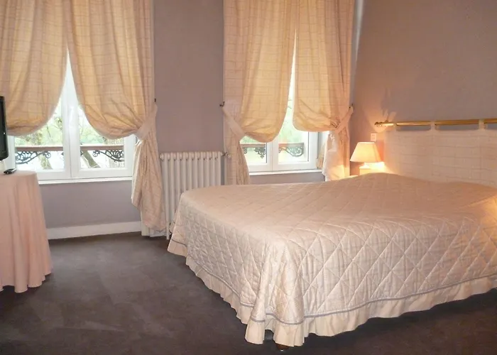 La Chaine D'or 3* Les Andelys